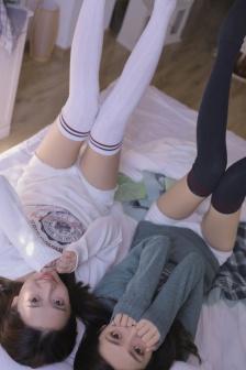 年轻的女教师免费观看